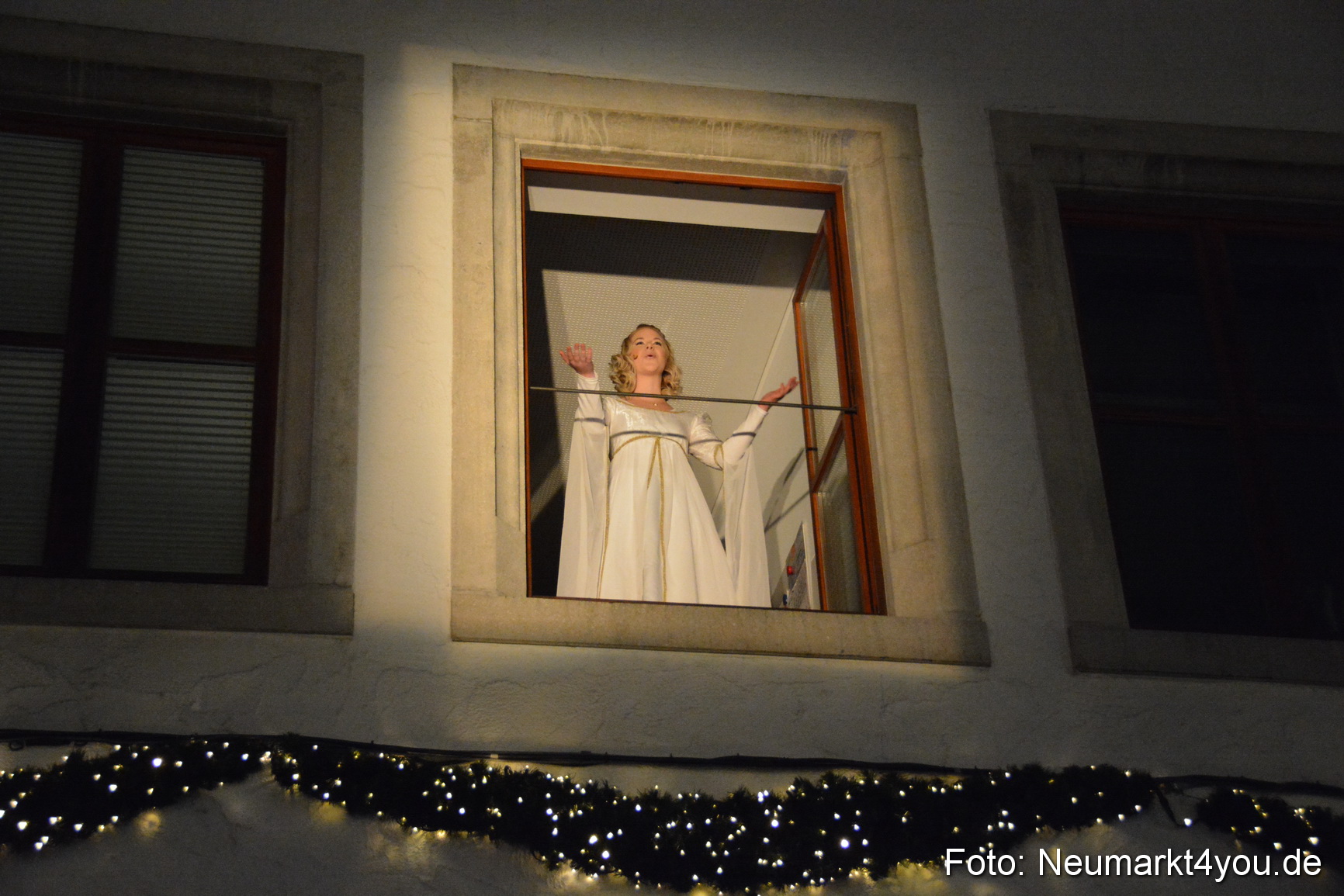 Weihnachtsmarkt Neumarkt 2014 0037