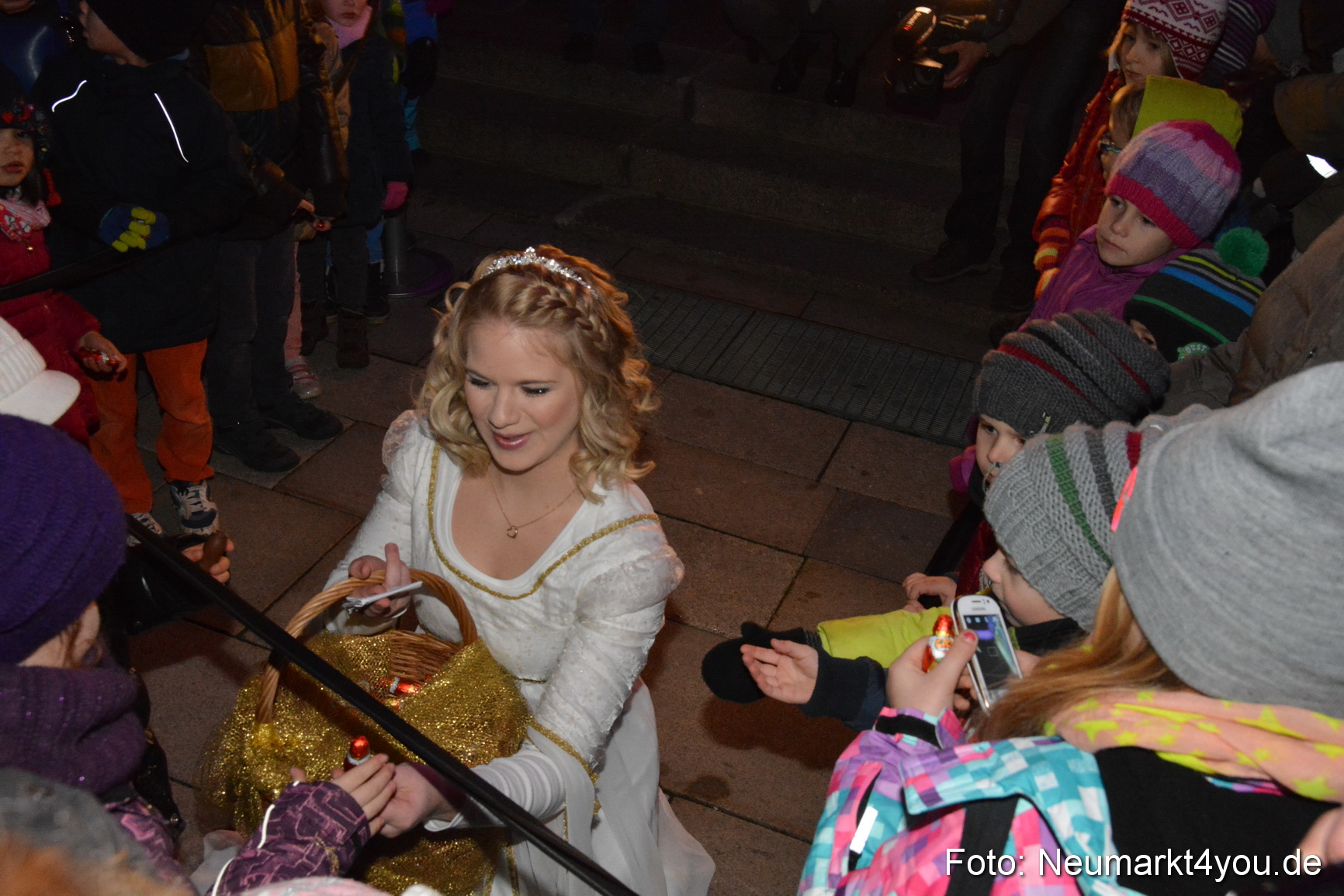 Weihnachtsmarkt Neumarkt 2014 0045