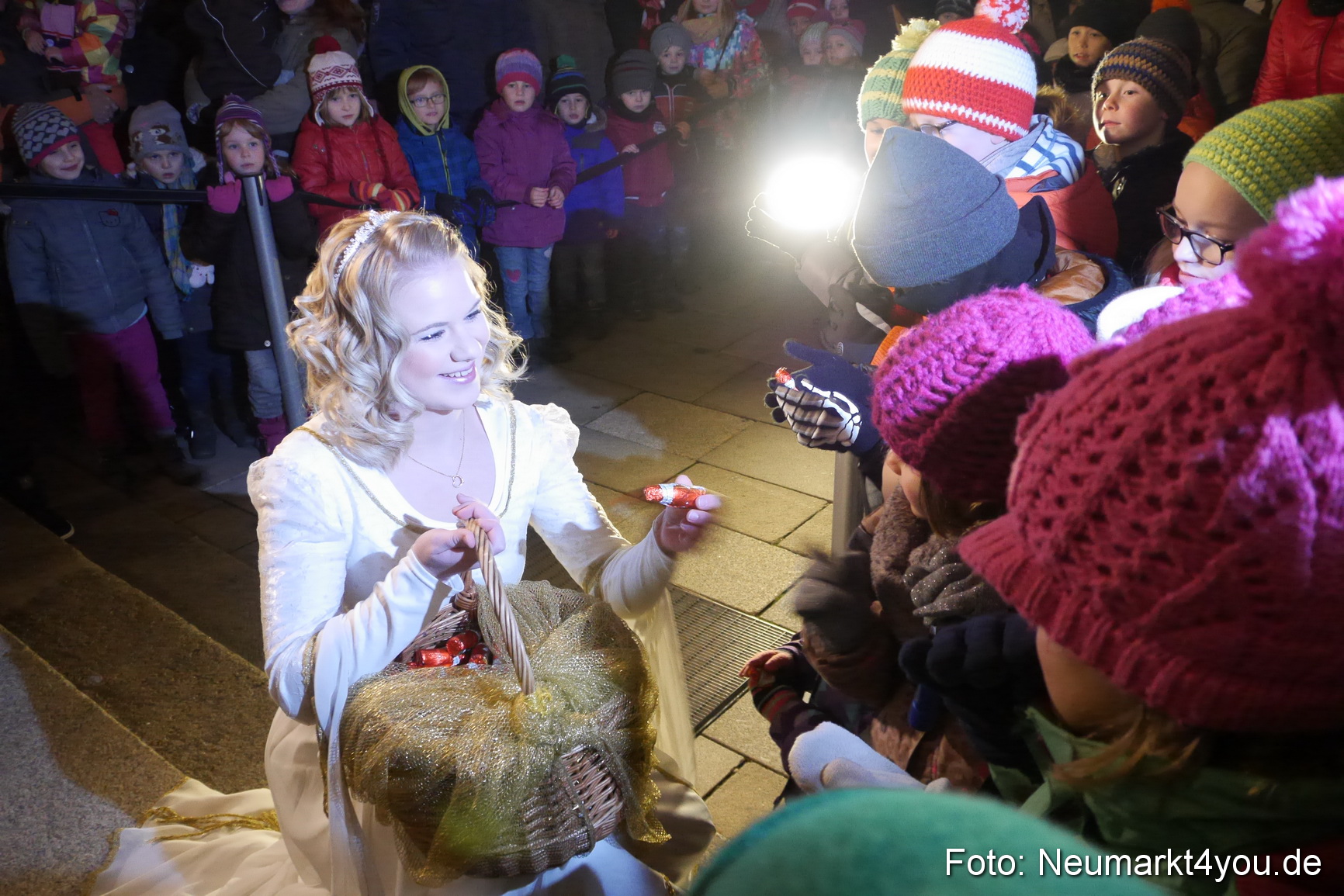 Weihnachtsmarkt Neumarkt 2014 0046