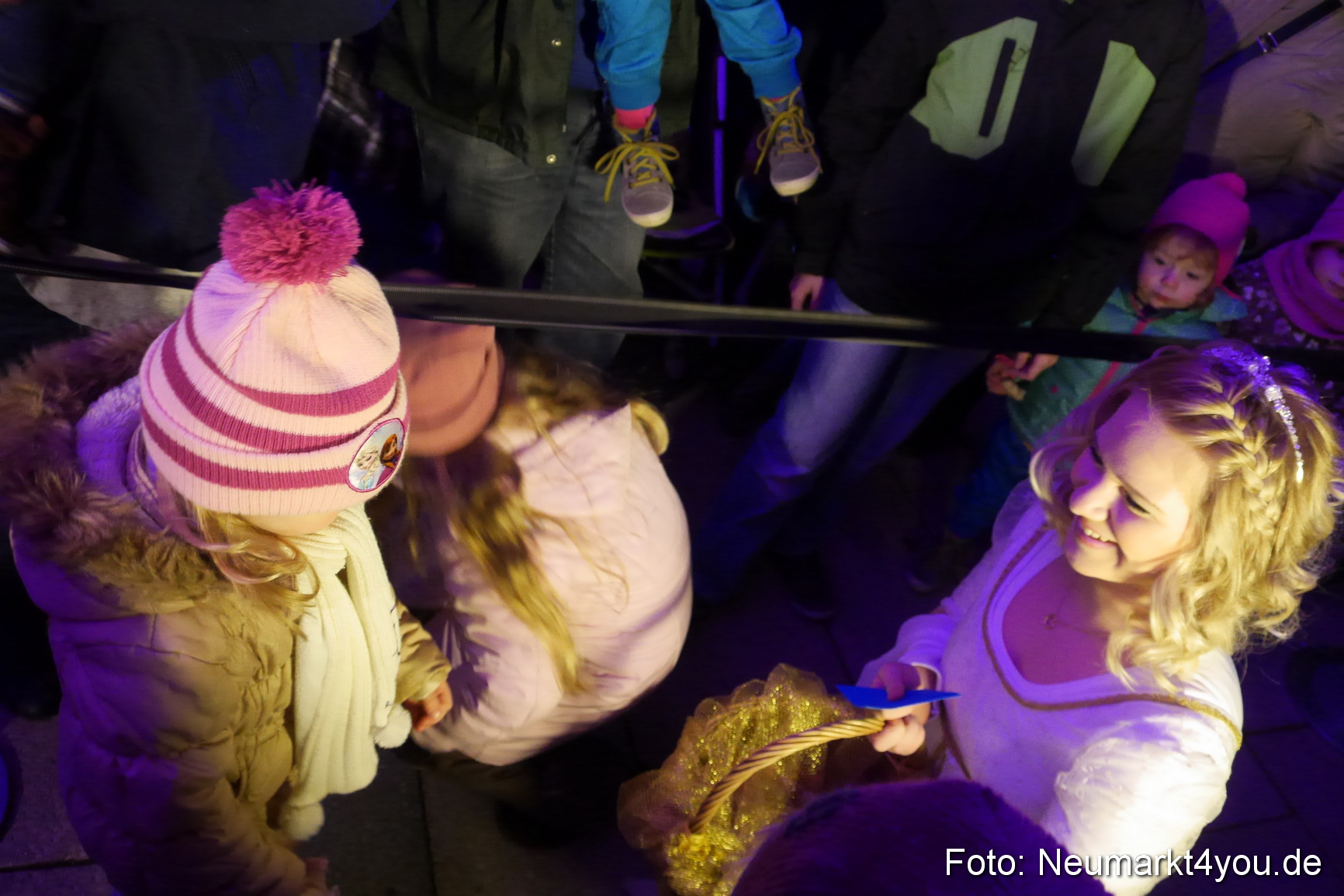 Weihnachtsmarkt Neumarkt 2014 0071