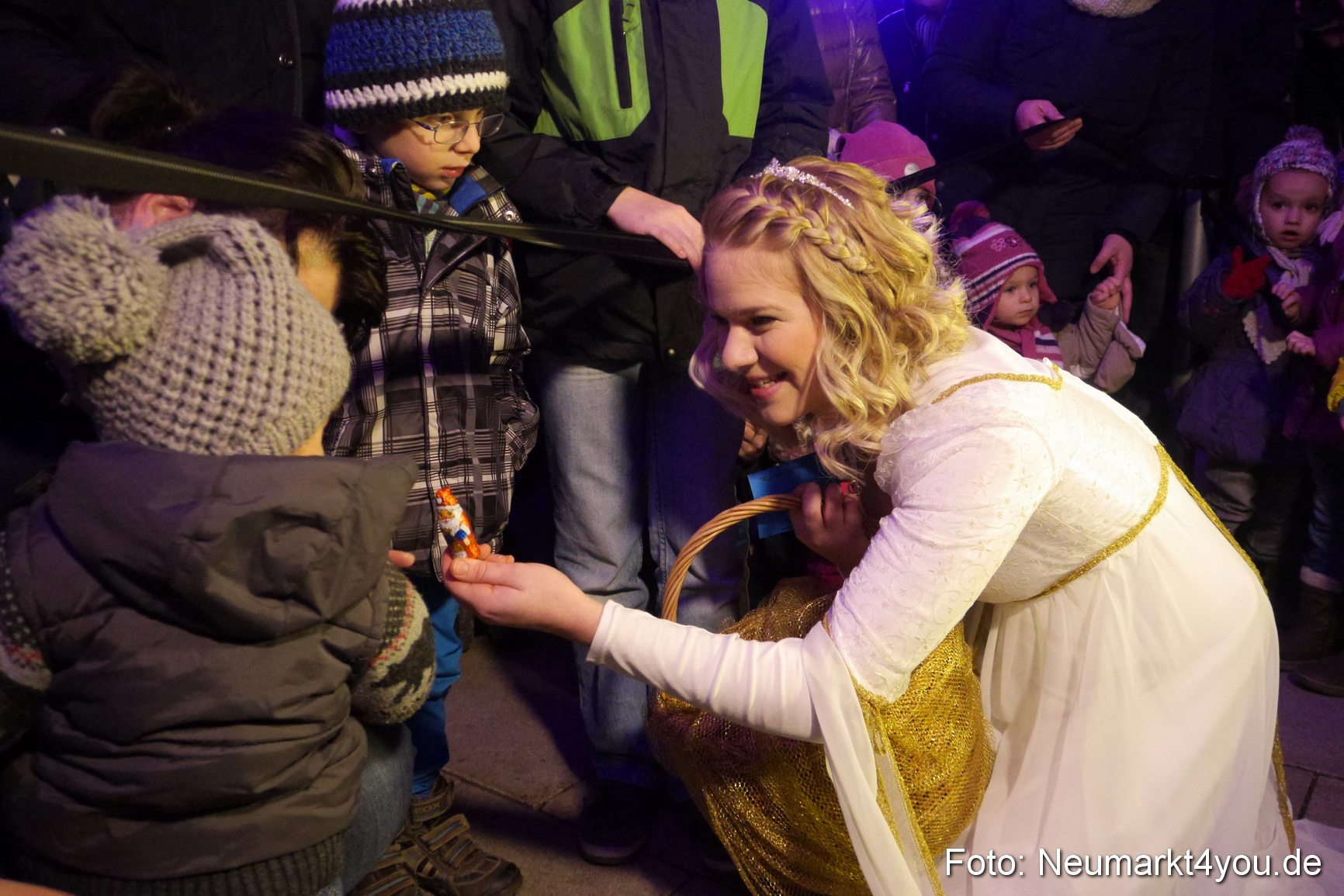 Weihnachtsmarkt Neumarkt 2014 0074