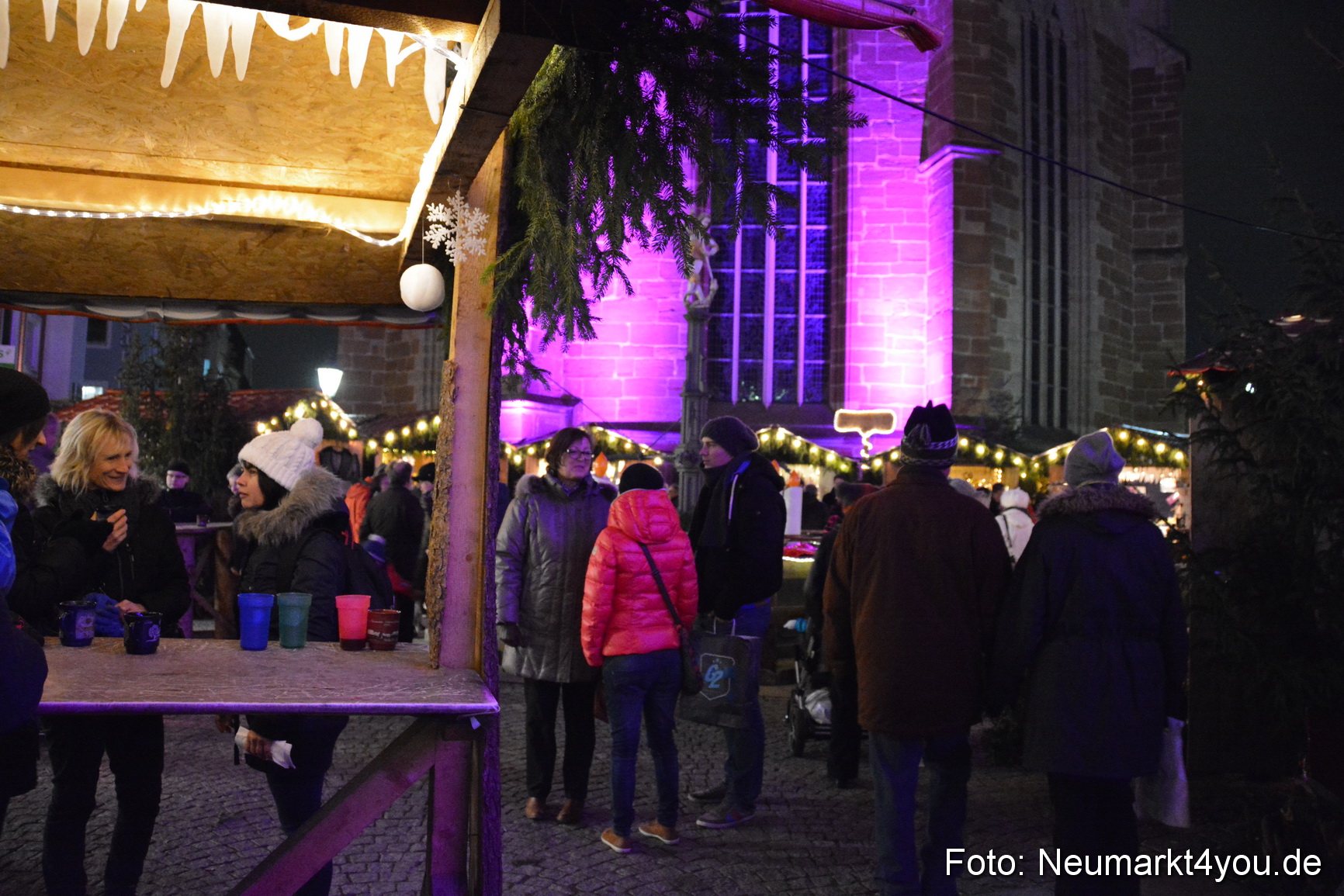 Weihnachtsmarkt Neumarkt 2014 0075