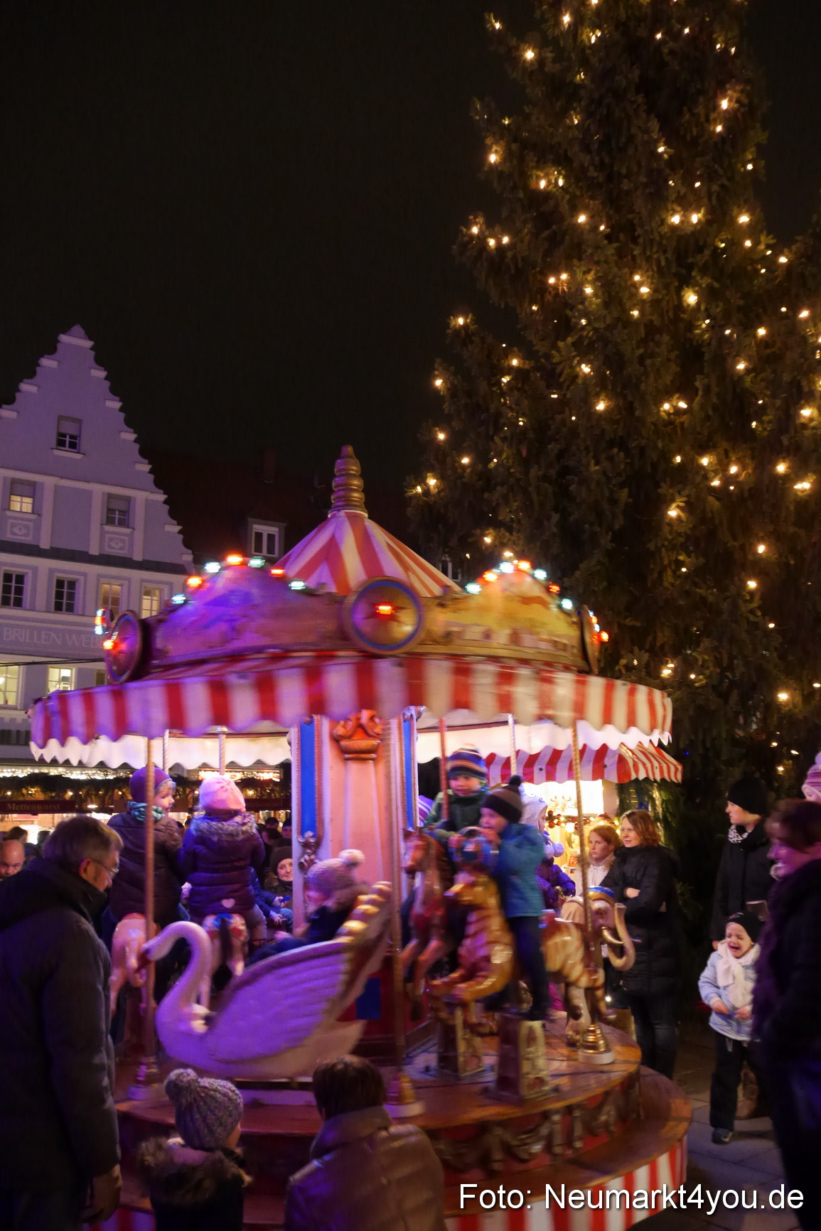 Weihnachtsmarkt Neumarkt 2014 0088