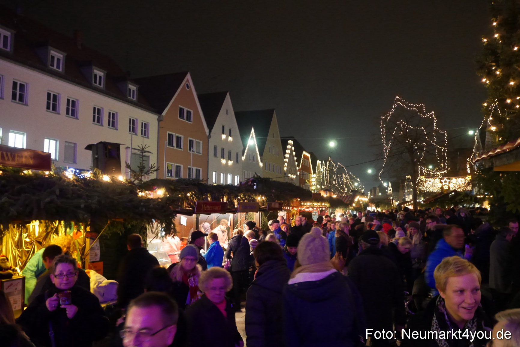 Weihnachtsmarkt Neumarkt 2014 0094