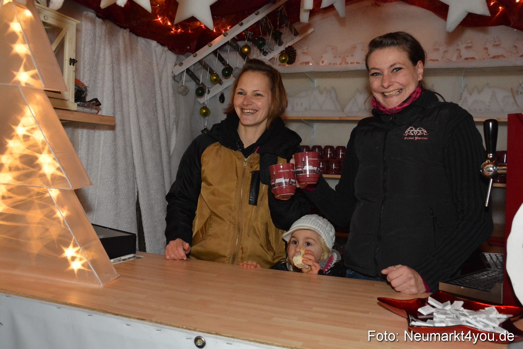 Weihnachtsmarkt Neumarkt 2014 0097