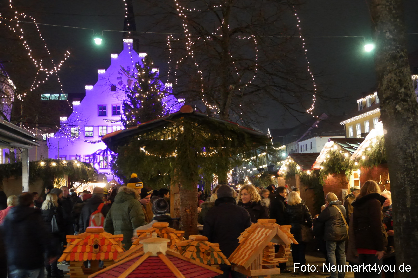 Weihnachtsmarkt Neumarkt 2014 0107
