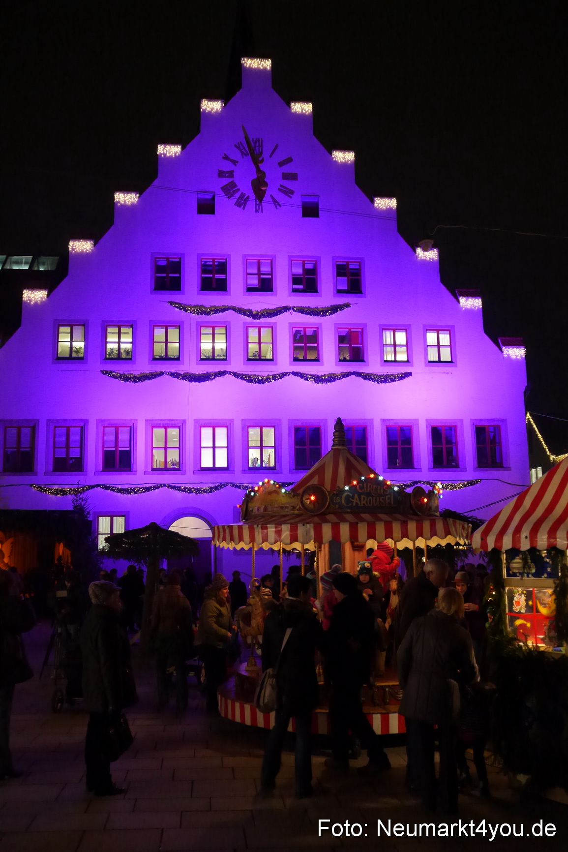 Weihnachtsmarkt Neumarkt 2014 0114