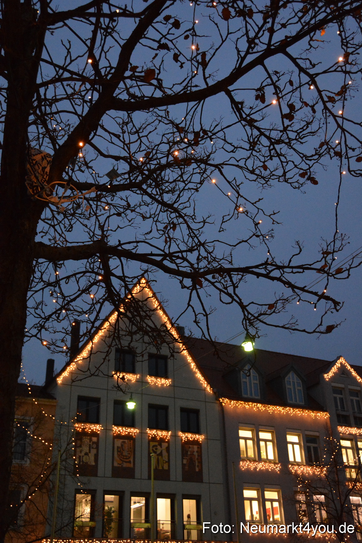 Weihnachtsmarkt Neumarkt 2014 0123