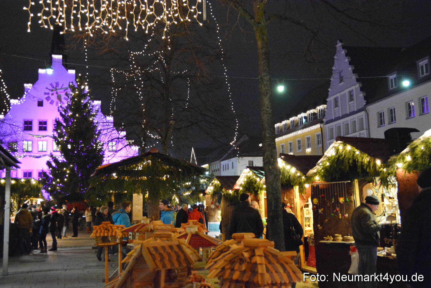 Weihnachtsmarkt Neumarkt 2014 0127