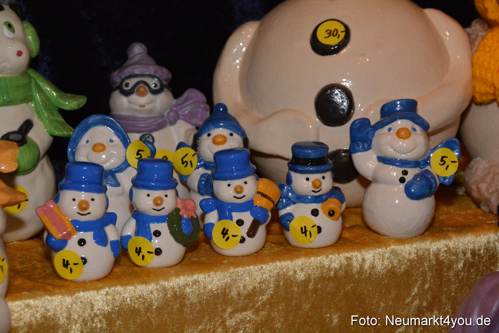 Weihnachtsmarkt Neumarkt 2014 0134b