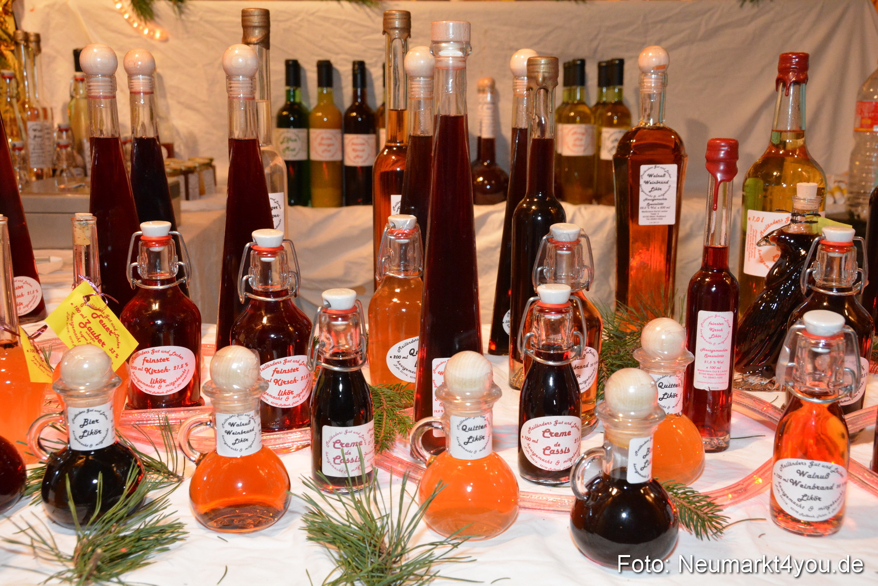 Weihnachtsmarkt Neumarkt 2014 0134c