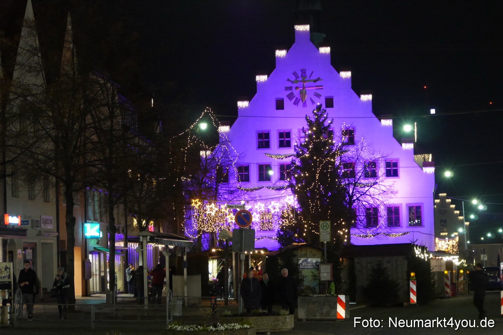 Weihnachtsmarkt Neumarkt 2014 0136
