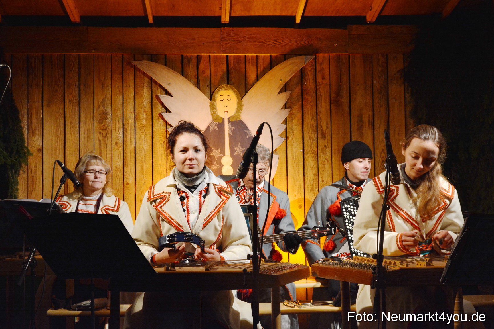 Weihnachtsmarkt Neumarkt 2014 0195