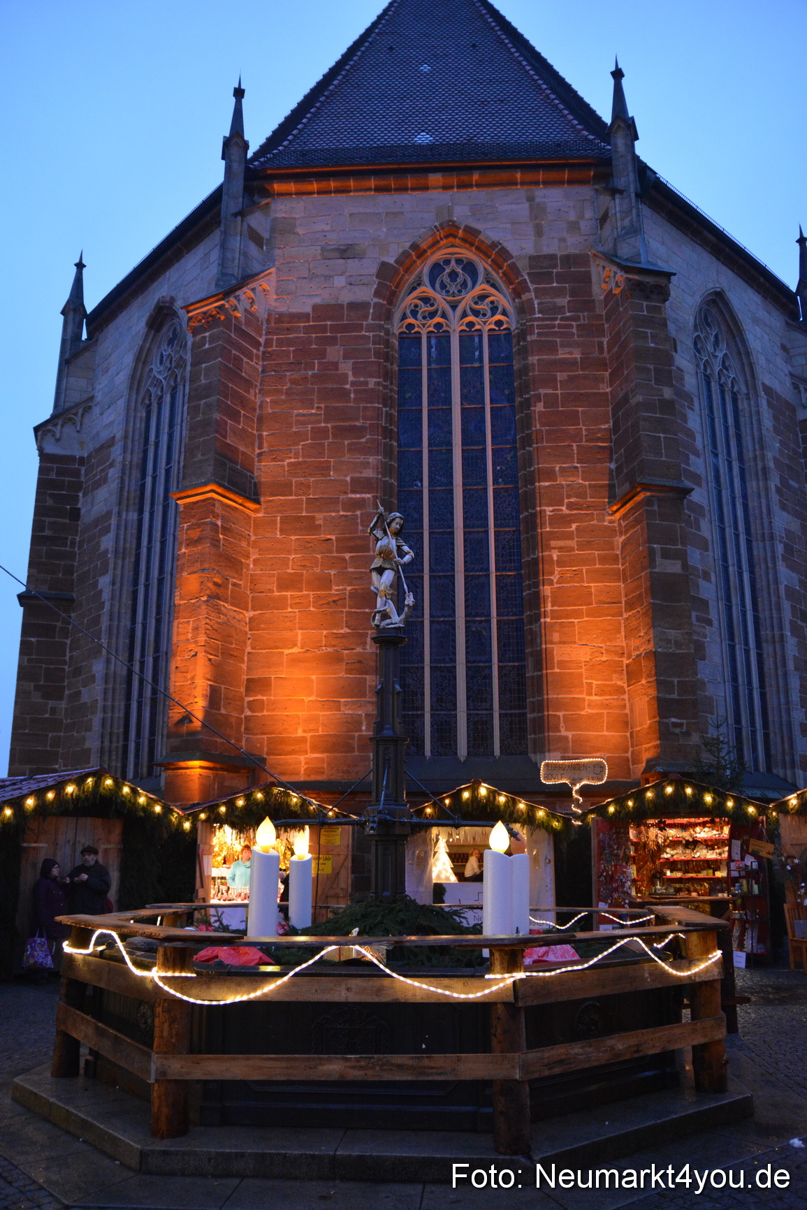 Weihnachtsmarkt Neumarkt 2014 0211