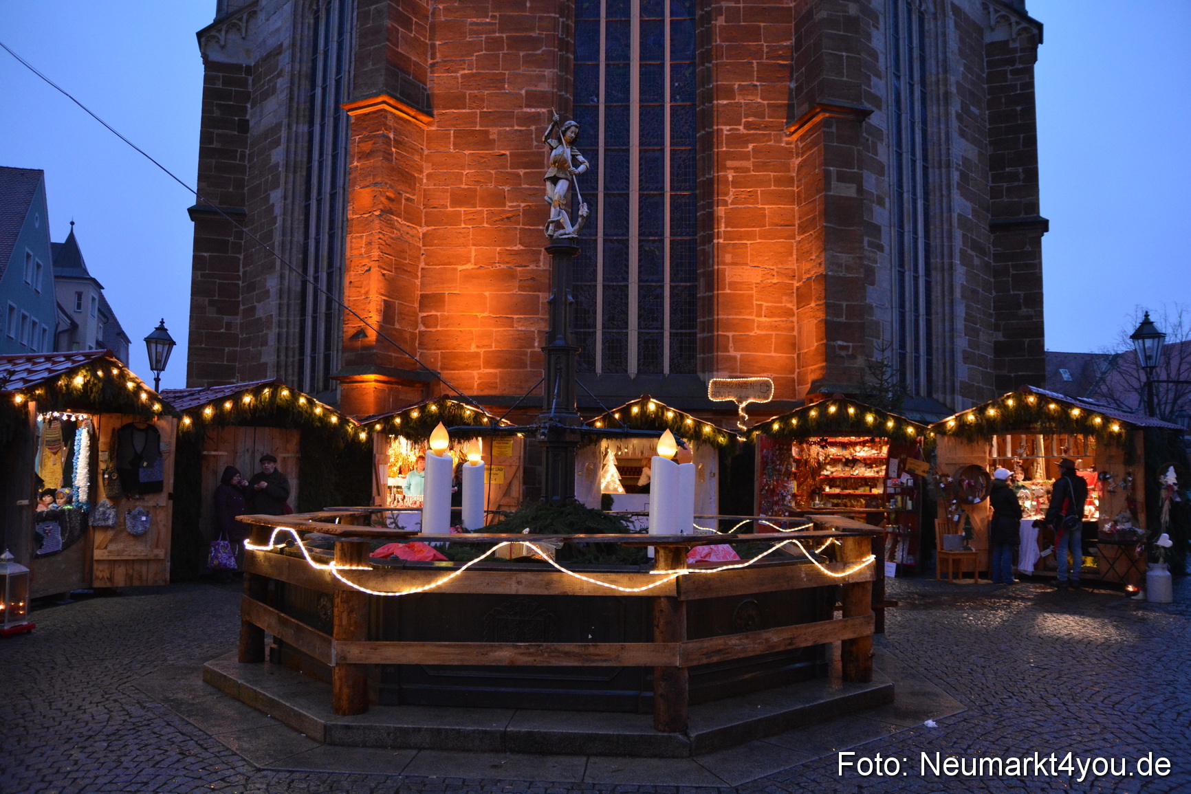 Weihnachtsmarkt Neumarkt 2014 0212