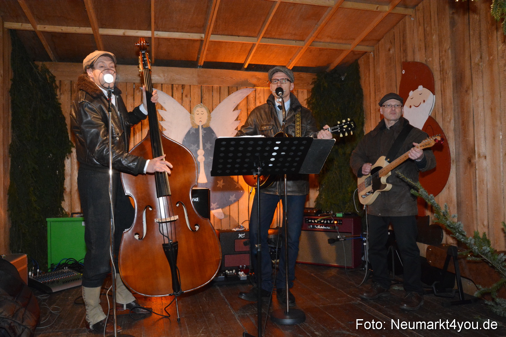 Weihnachtsmarkt Neumarkt 2014 0263