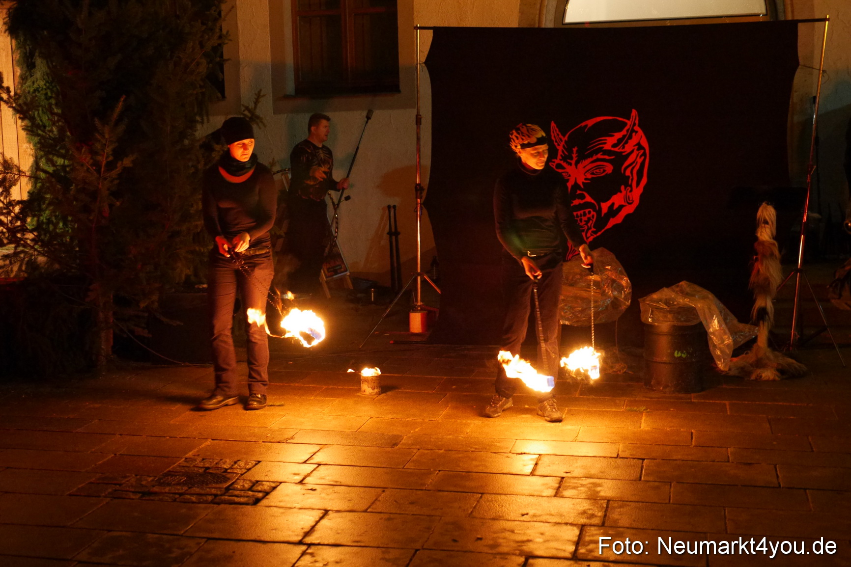 Weihnachtsmarkt Neumarkt 2014 0271