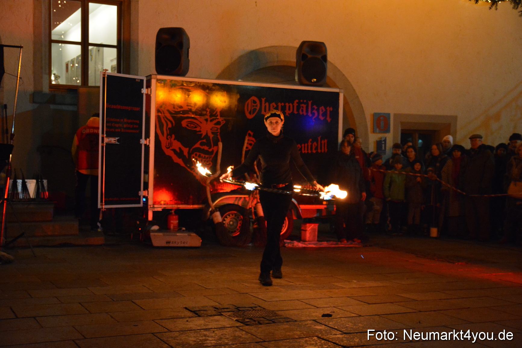 Weihnachtsmarkt Neumarkt 2014 0287