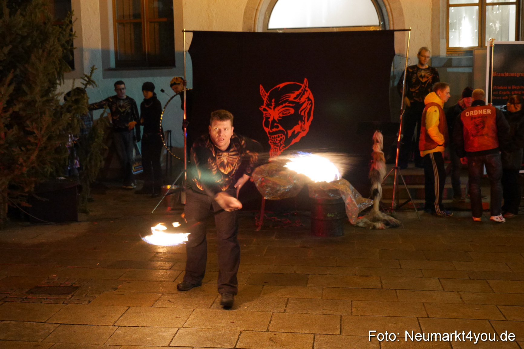 Weihnachtsmarkt Neumarkt 2014 0290