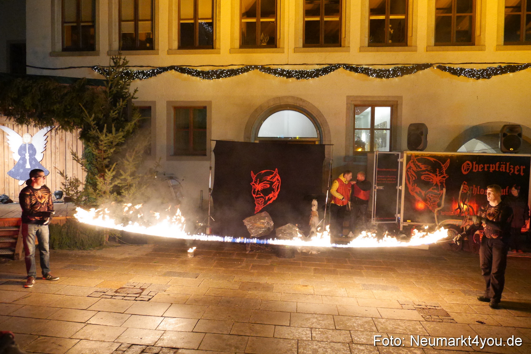 Weihnachtsmarkt Neumarkt 2014 0307