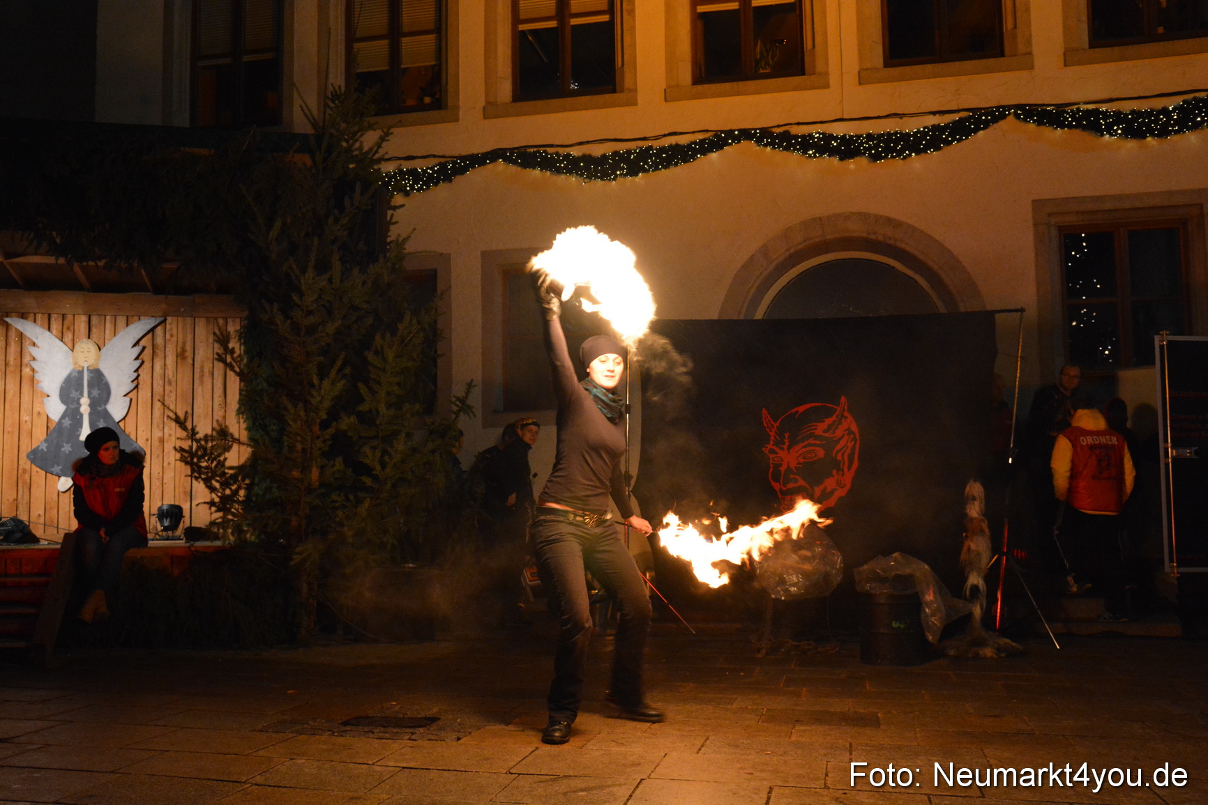 Weihnachtsmarkt Neumarkt 2014 0322