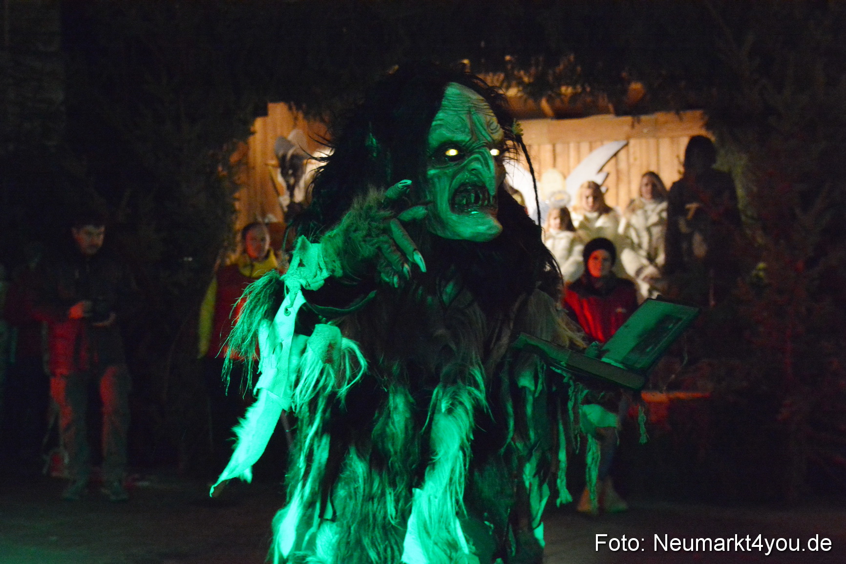 Weihnachtsmarkt Neumarkt 2014 0330