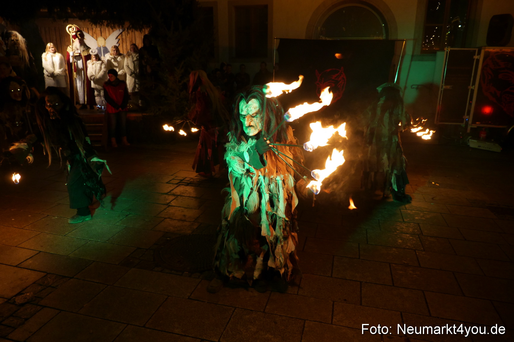 Weihnachtsmarkt Neumarkt 2014 0337