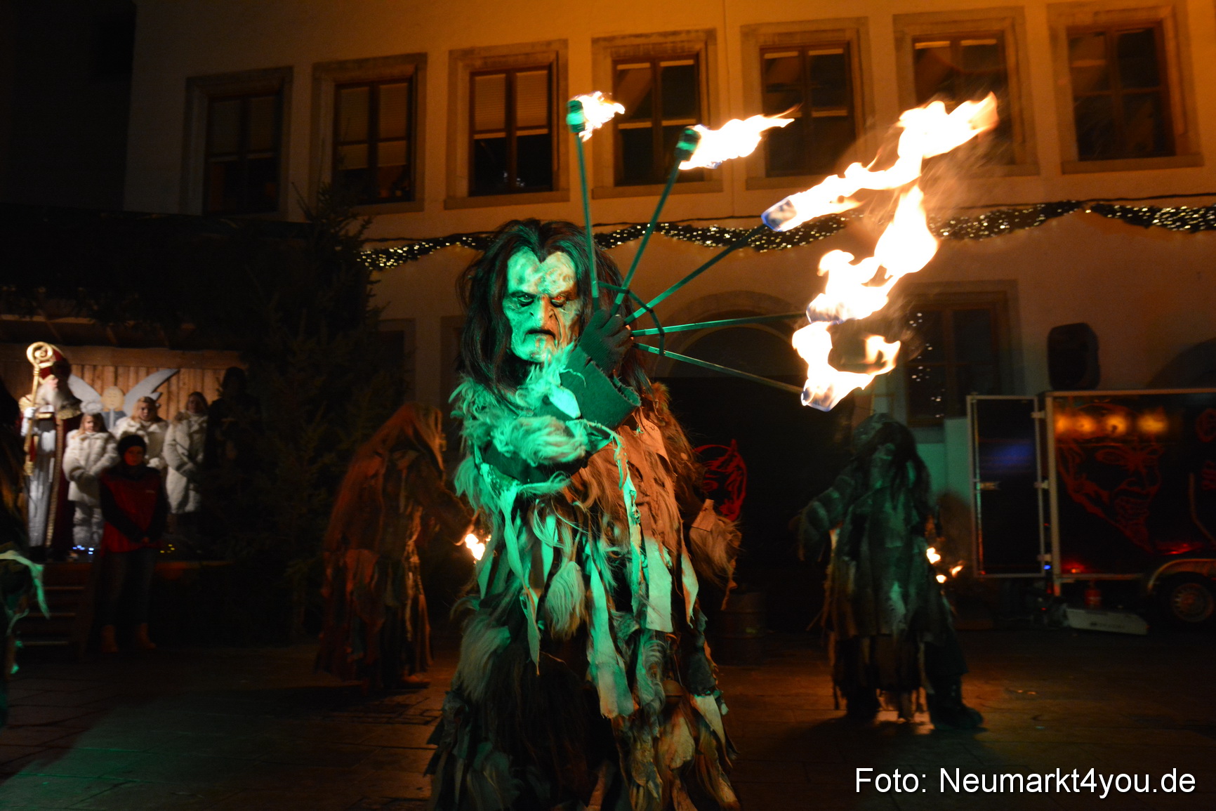 Weihnachtsmarkt Neumarkt 2014 0338