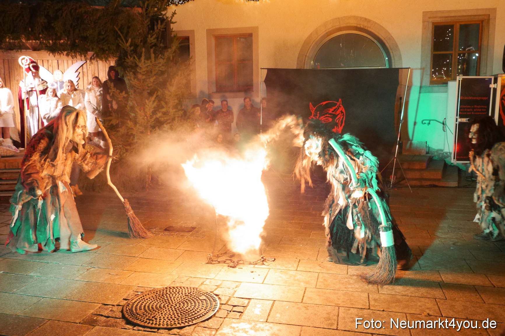 Weihnachtsmarkt Neumarkt 2014 0346