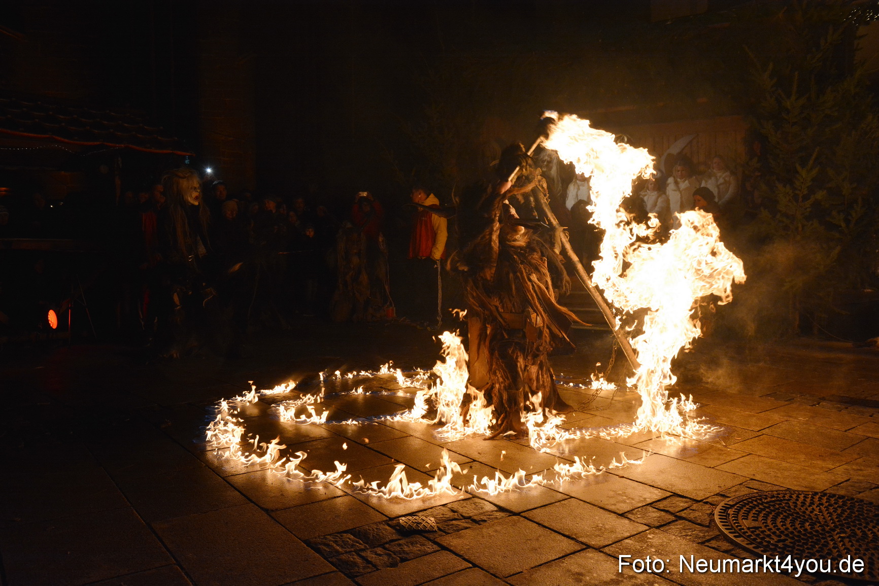 Weihnachtsmarkt Neumarkt 2014 0367