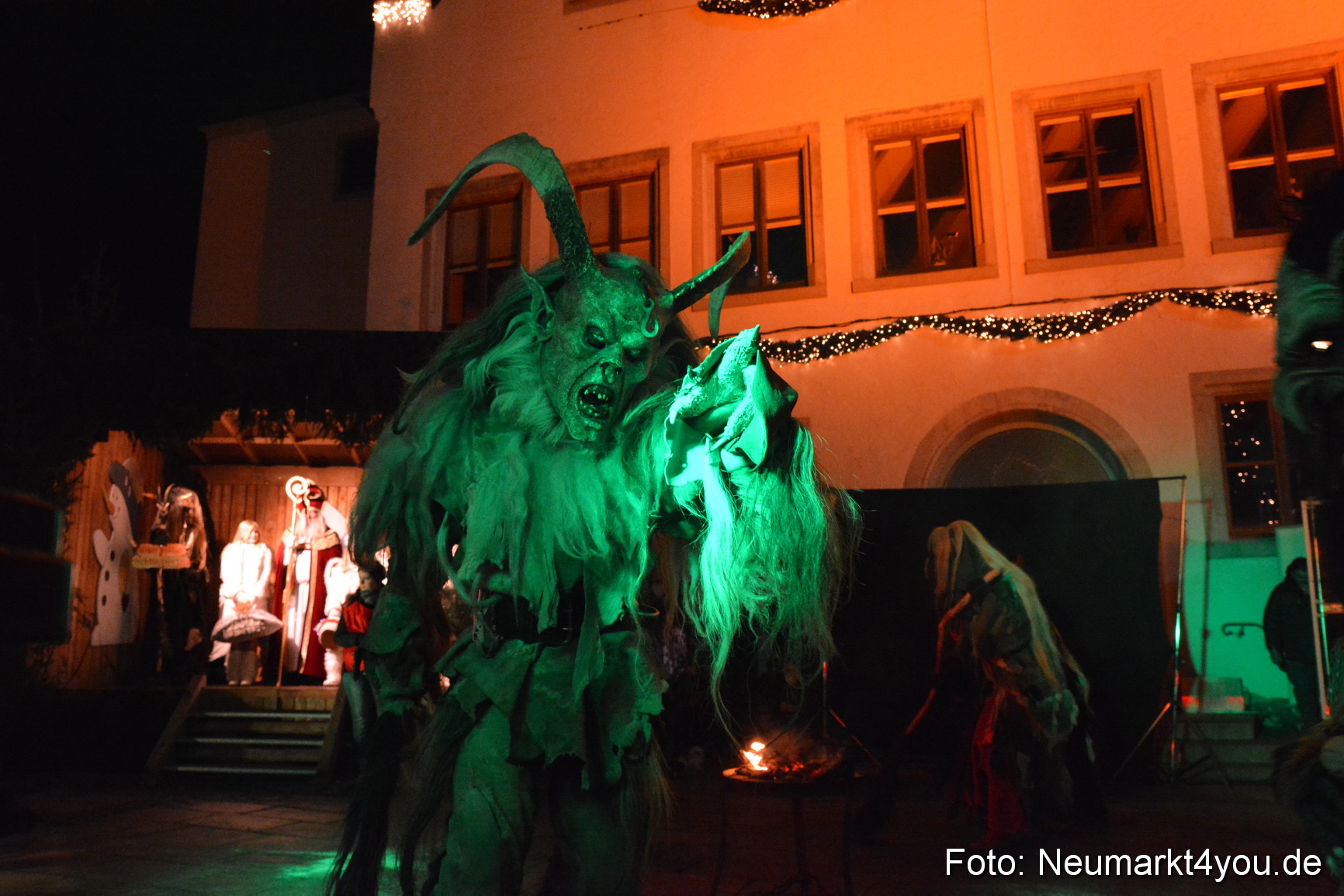 Weihnachtsmarkt Neumarkt 2014 0372