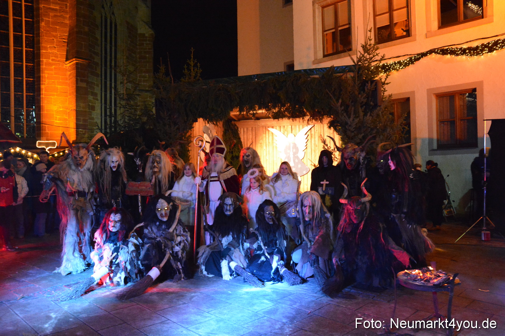 Weihnachtsmarkt Neumarkt 2014 0377