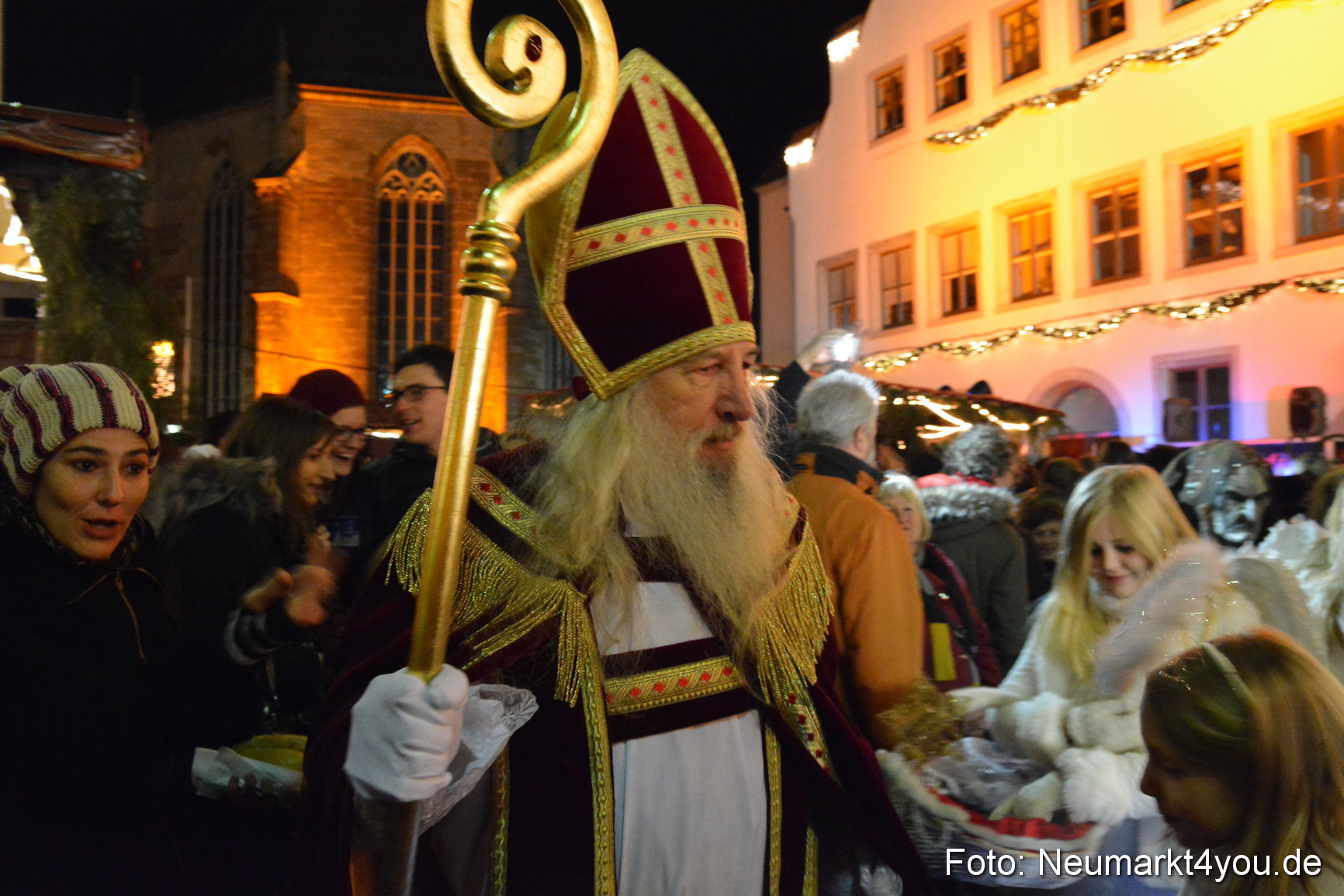 Weihnachtsmarkt Neumarkt 2014 0381
