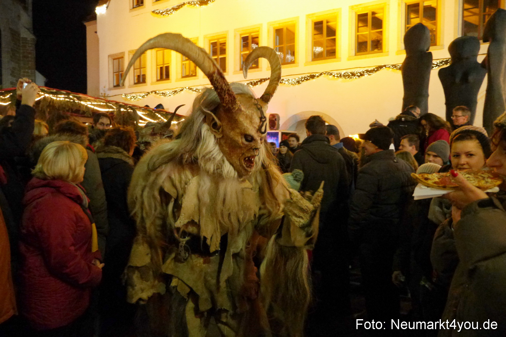 Weihnachtsmarkt Neumarkt 2014 0386
