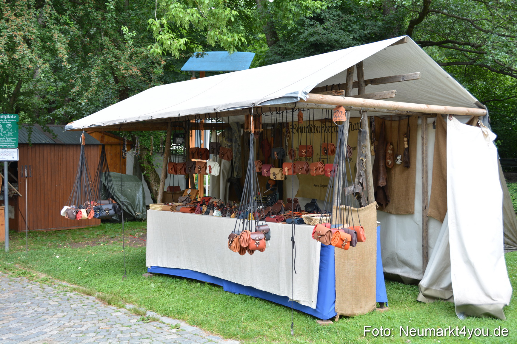 Mittelaltermarkt Altstadtfest Neumarkt 0002