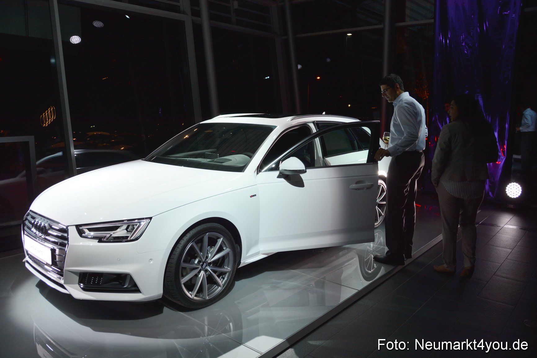 Audi A4 Premiere Autohaus fischer 131115 0073