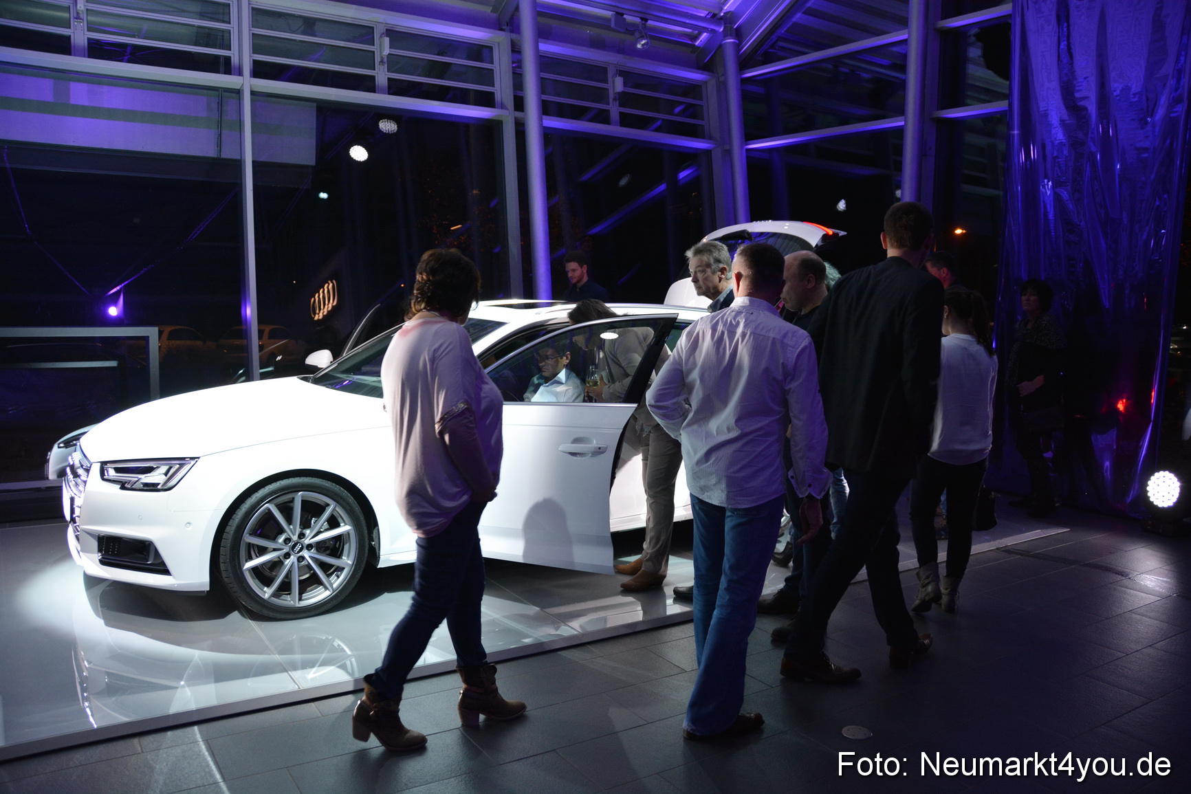 Audi A4 Premiere Autohaus fischer 131115 0074