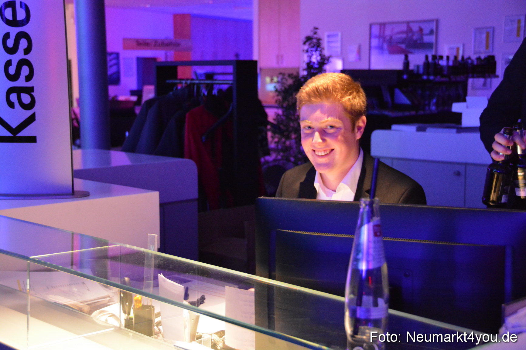 Audi A4 Premiere Autohaus fischer 131115 0103