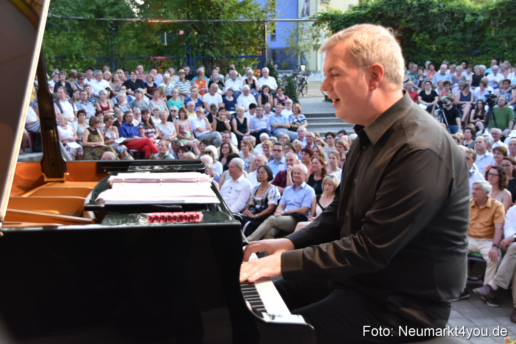 IMA Cabaret 060815 0012