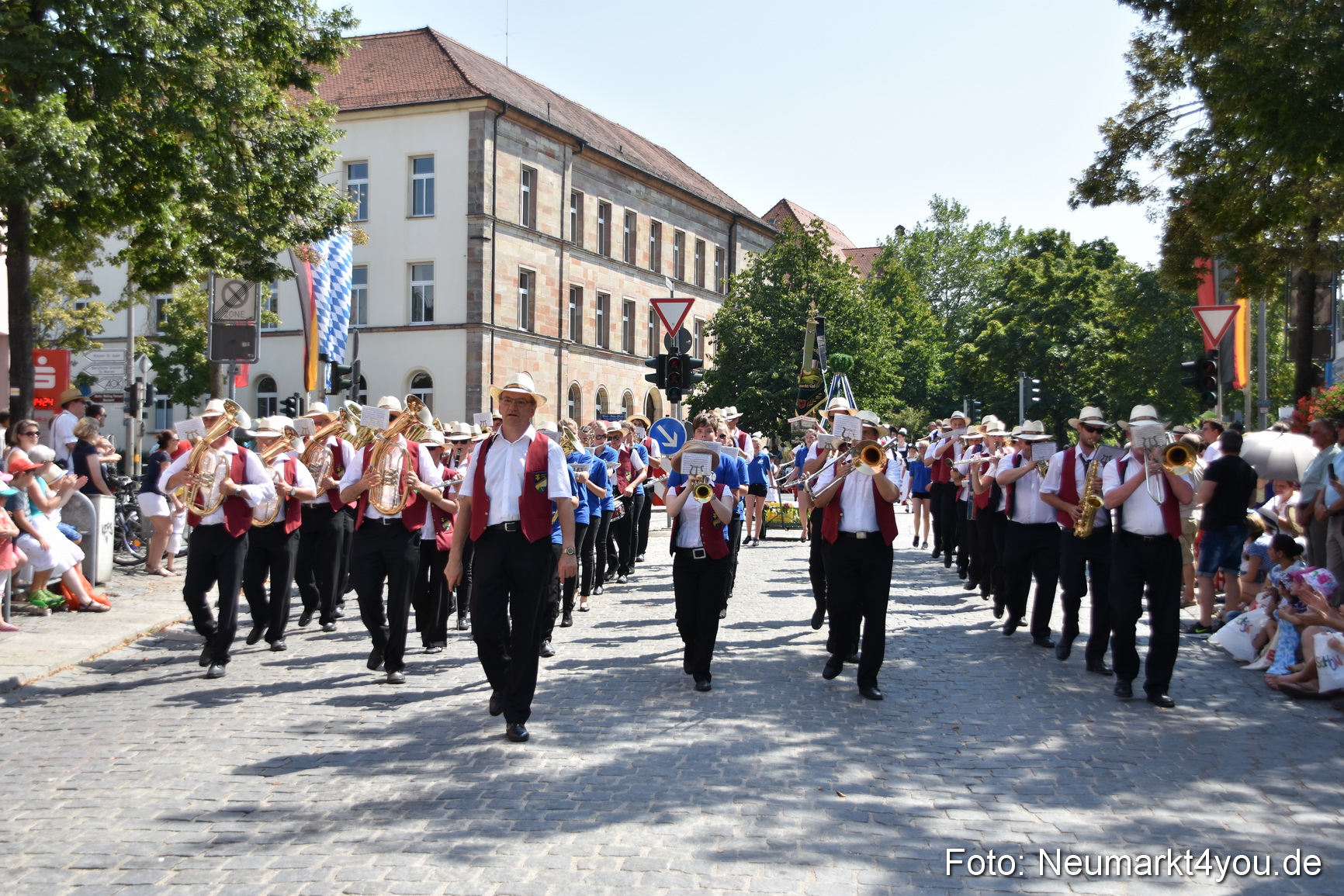 Volksfestzug Neumarkt 2015 0061