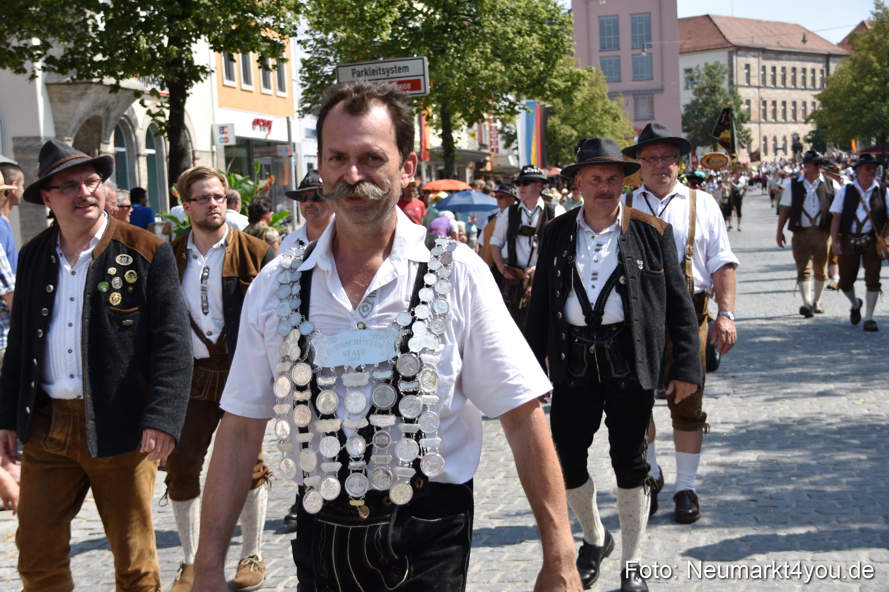 Volksfestzug Neumarkt 2015 0421