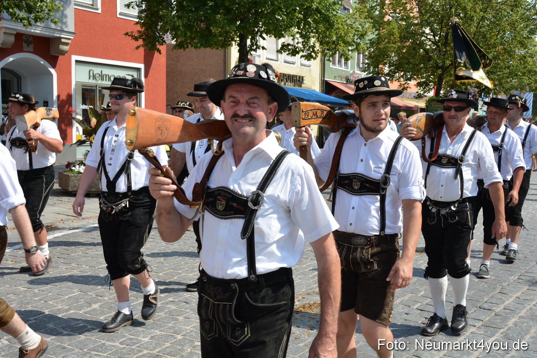 Volksfestzug Neumarkt 2015 0565
