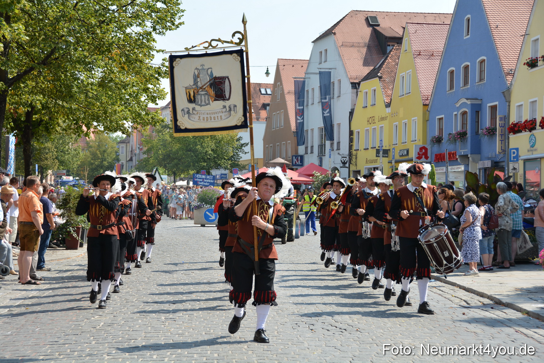 Volksfestzug Neumarkt 2015 0601