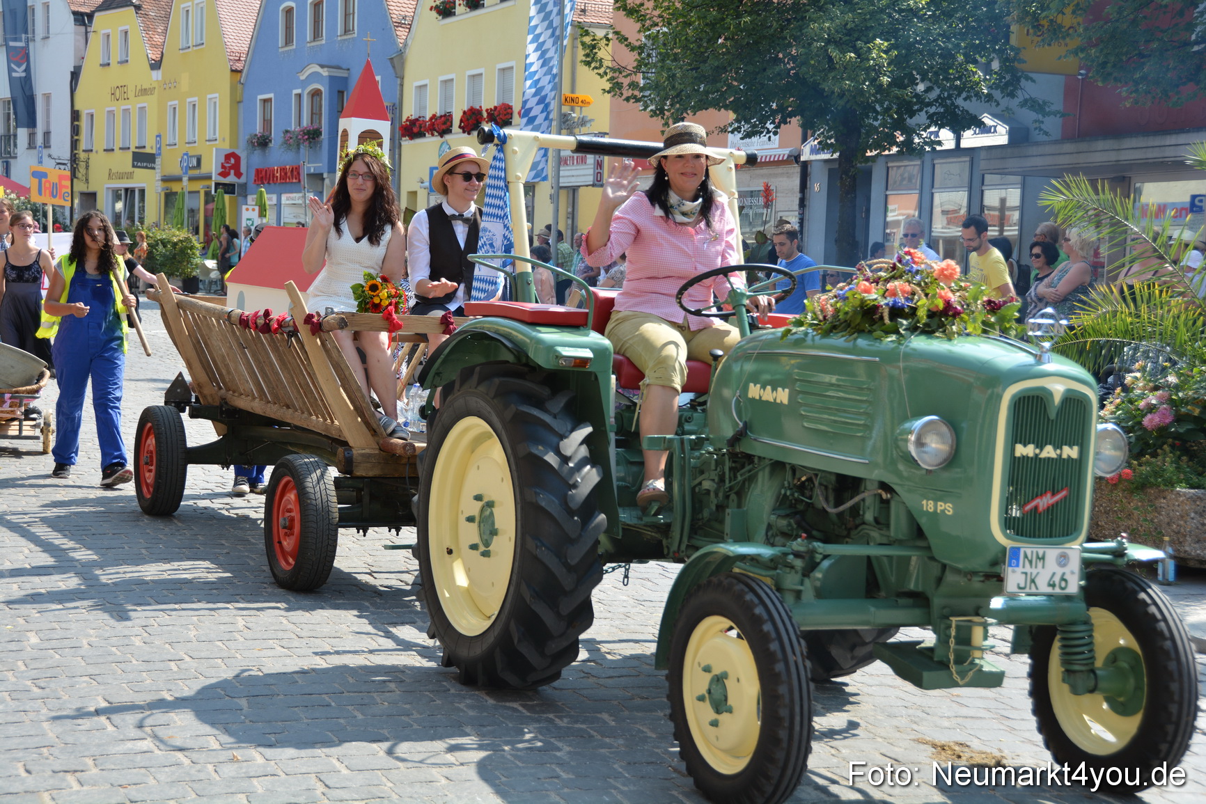 Volksfestzug Neumarkt 2015 0605