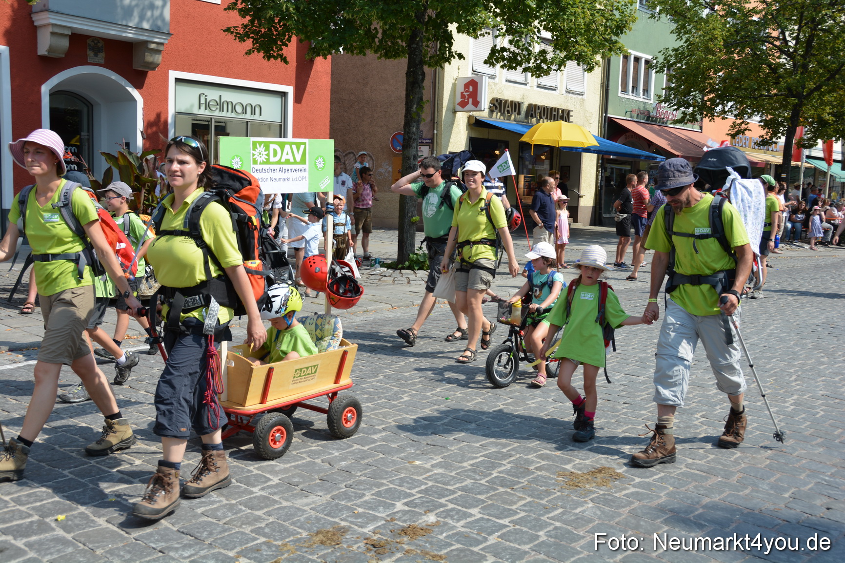 Volksfestzug Neumarkt 2015 0730