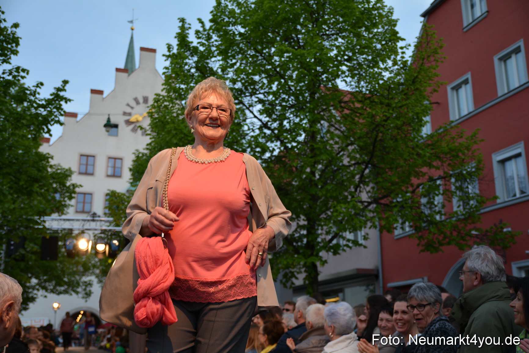 Modenschau Nacht der Sinne Neumarkt 090515 0009