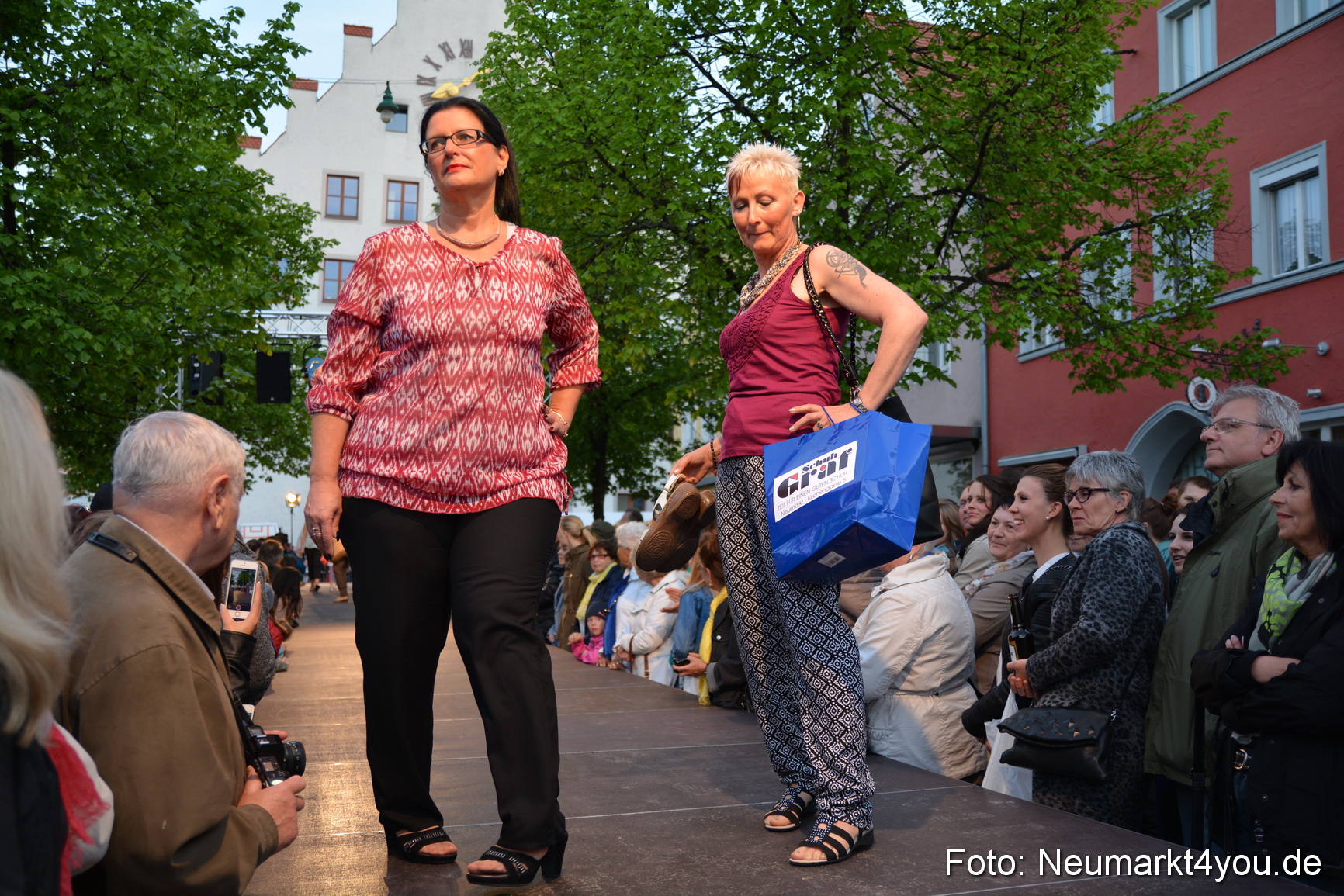 Modenschau Nacht der Sinne Neumarkt 090515 0012
