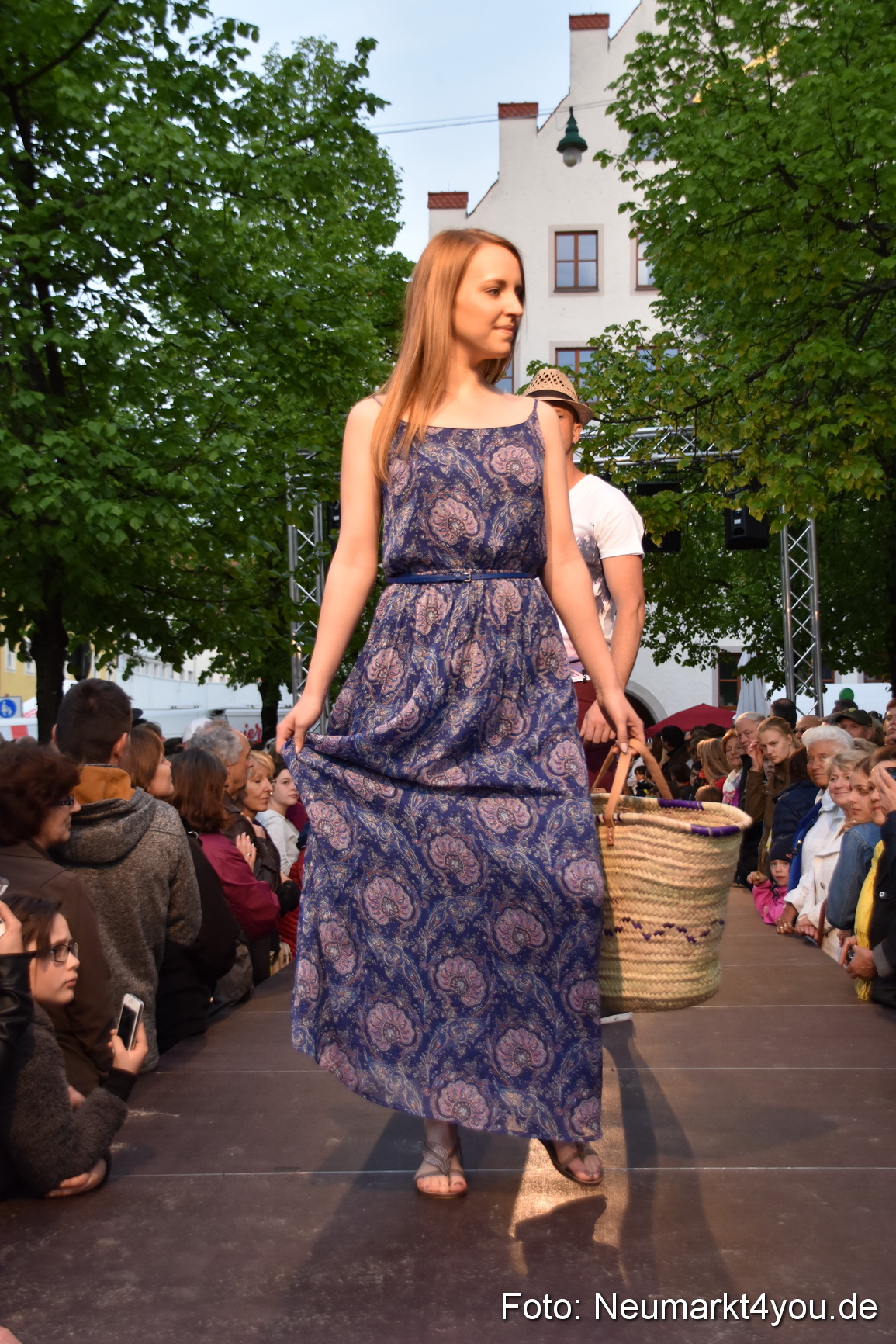 Modenschau Nacht der Sinne Neumarkt 090515 0016