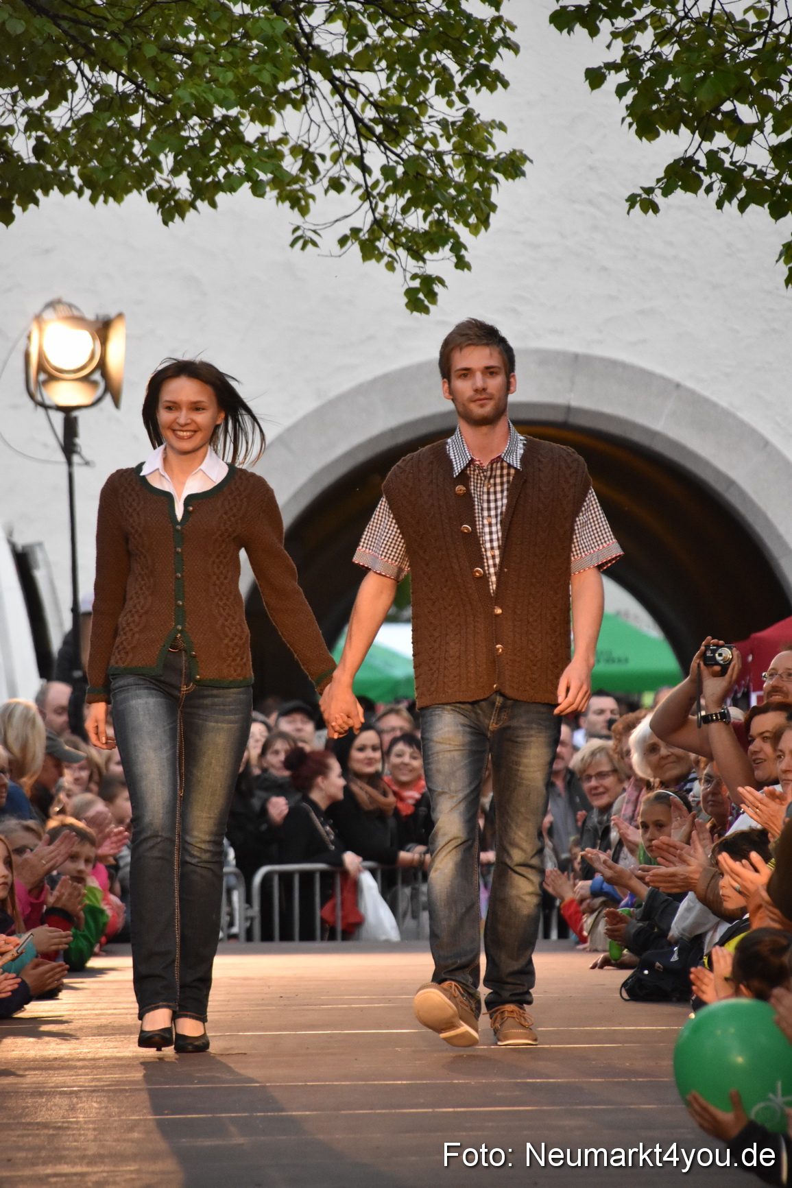 Modenschau Nacht der Sinne Neumarkt 090515 0024