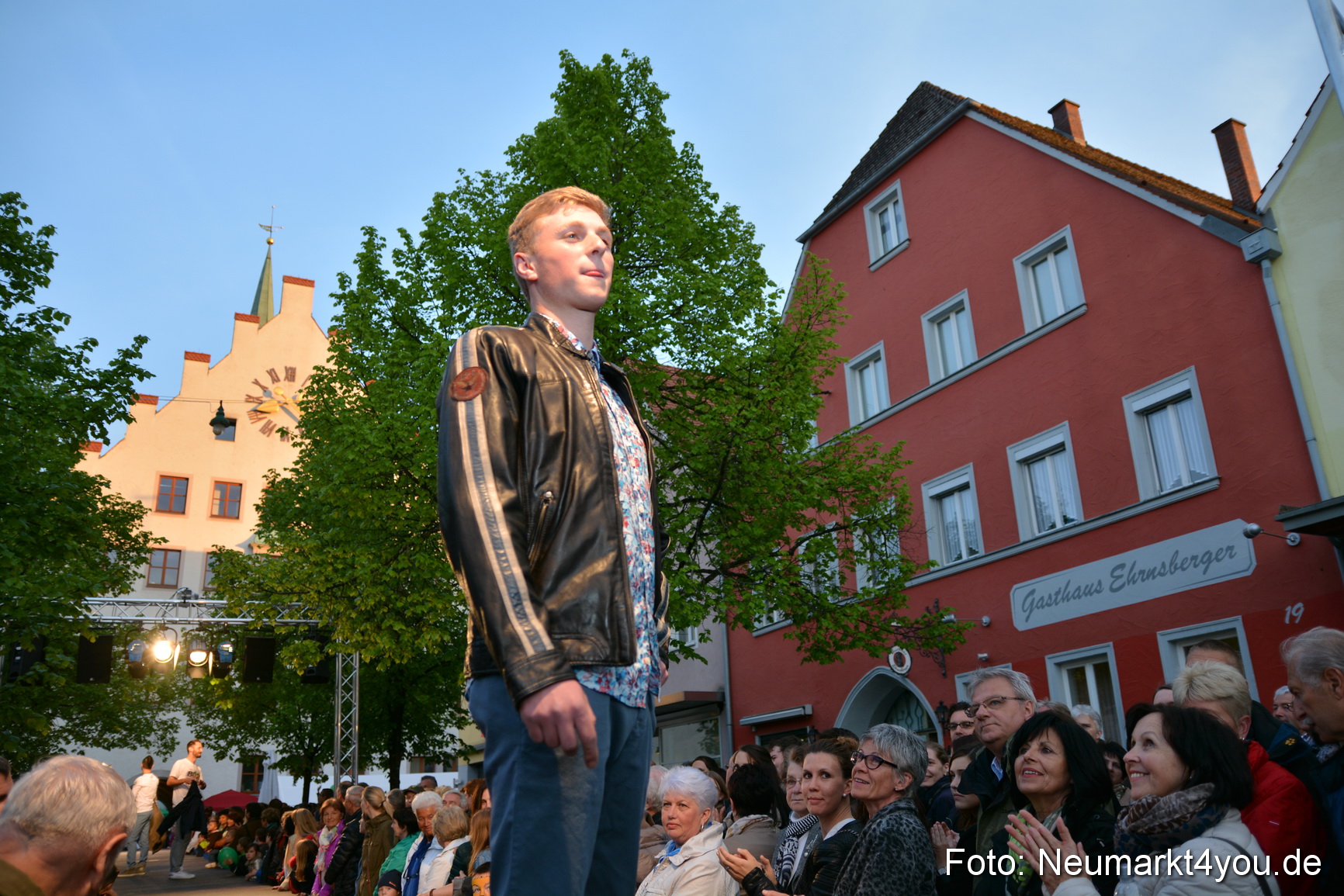 Modenschau Nacht der Sinne Neumarkt 090515 0044